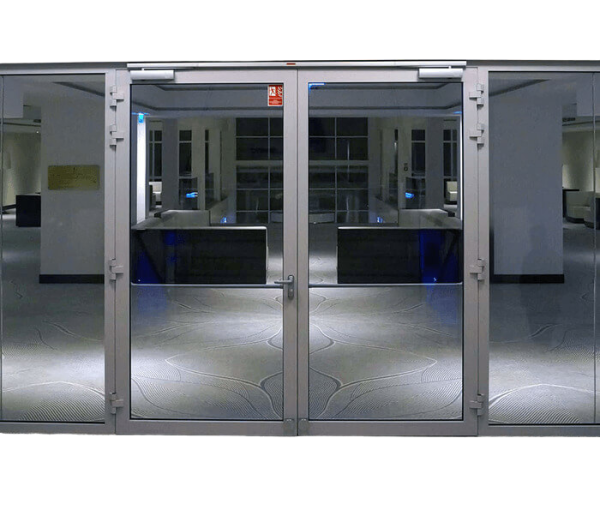 VÁCH KÍNH NGĂN CHÁY